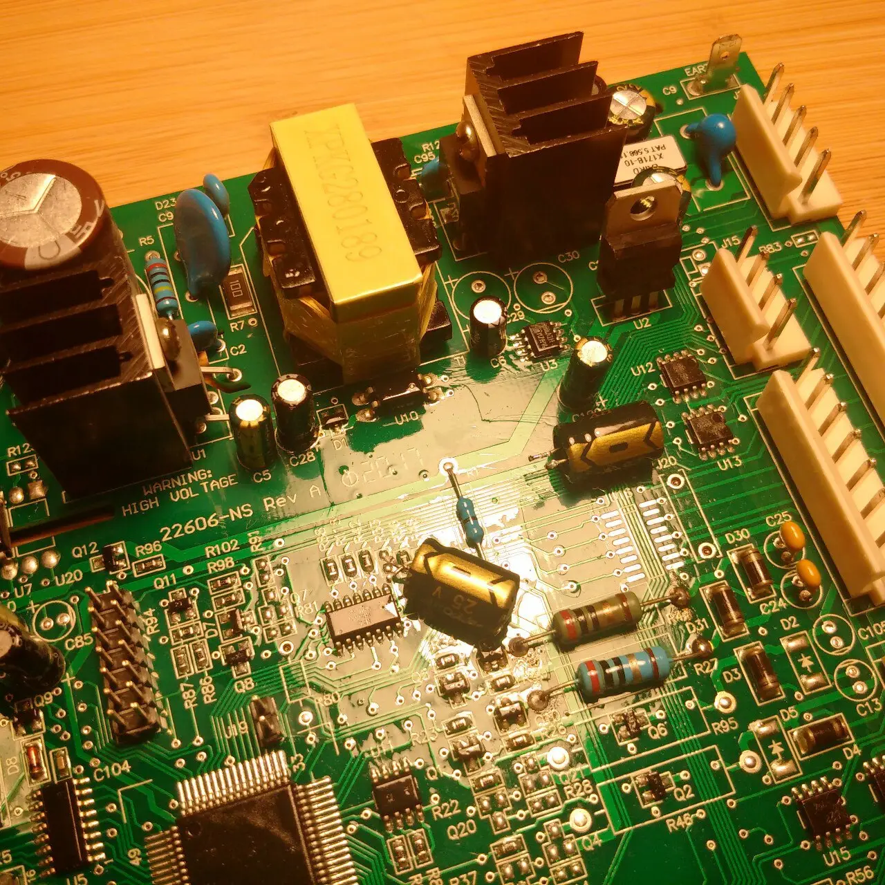 control_board_capacitors_repair_chicago_refrigertor